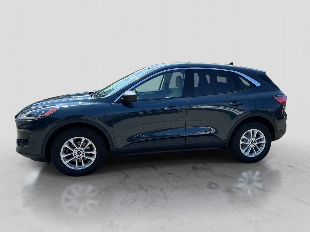 Used 2022 Blue Ford SE image 4