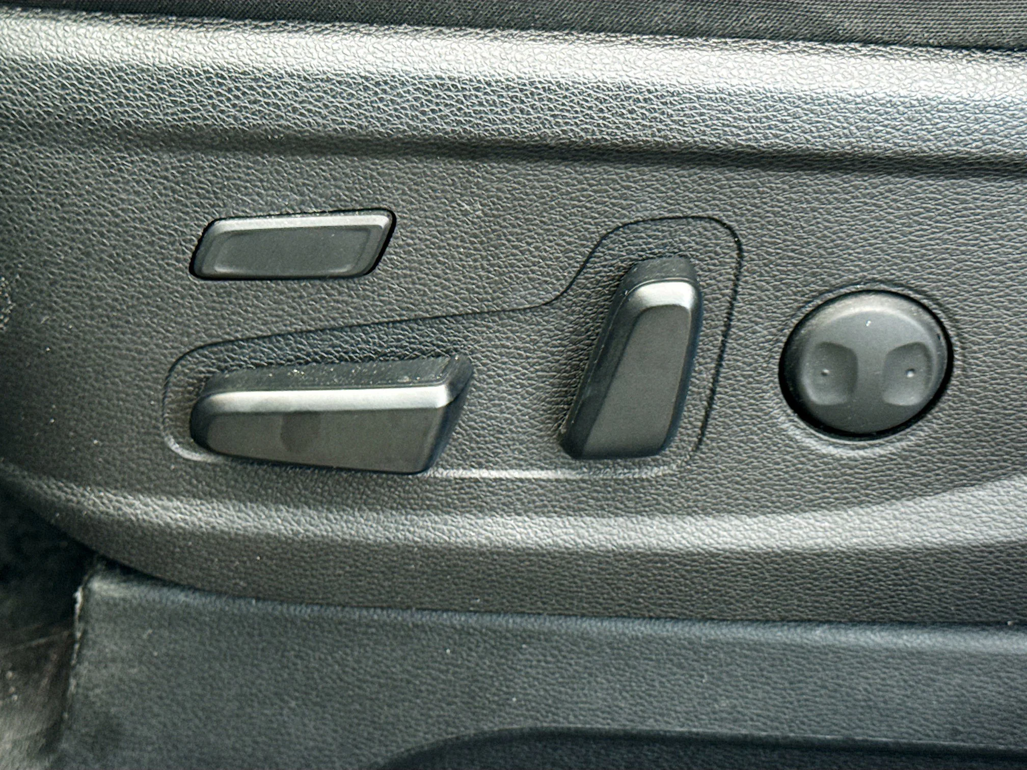 Used 2021 Wolf Gray Kia SX image 24