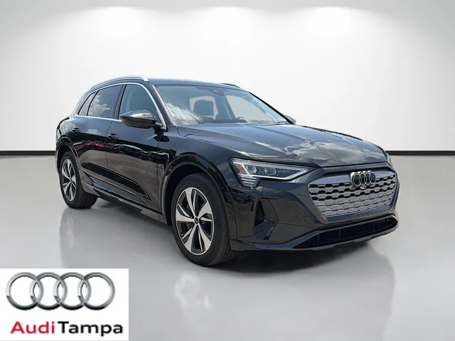 2024 Audi Q8 e-tron Premium Plus