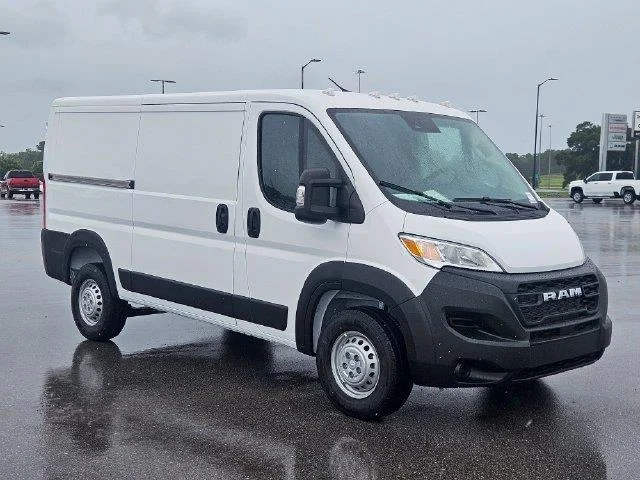 New 2026 Bright White Clear-Coat Exterior Paint RAM Tradesman image 7