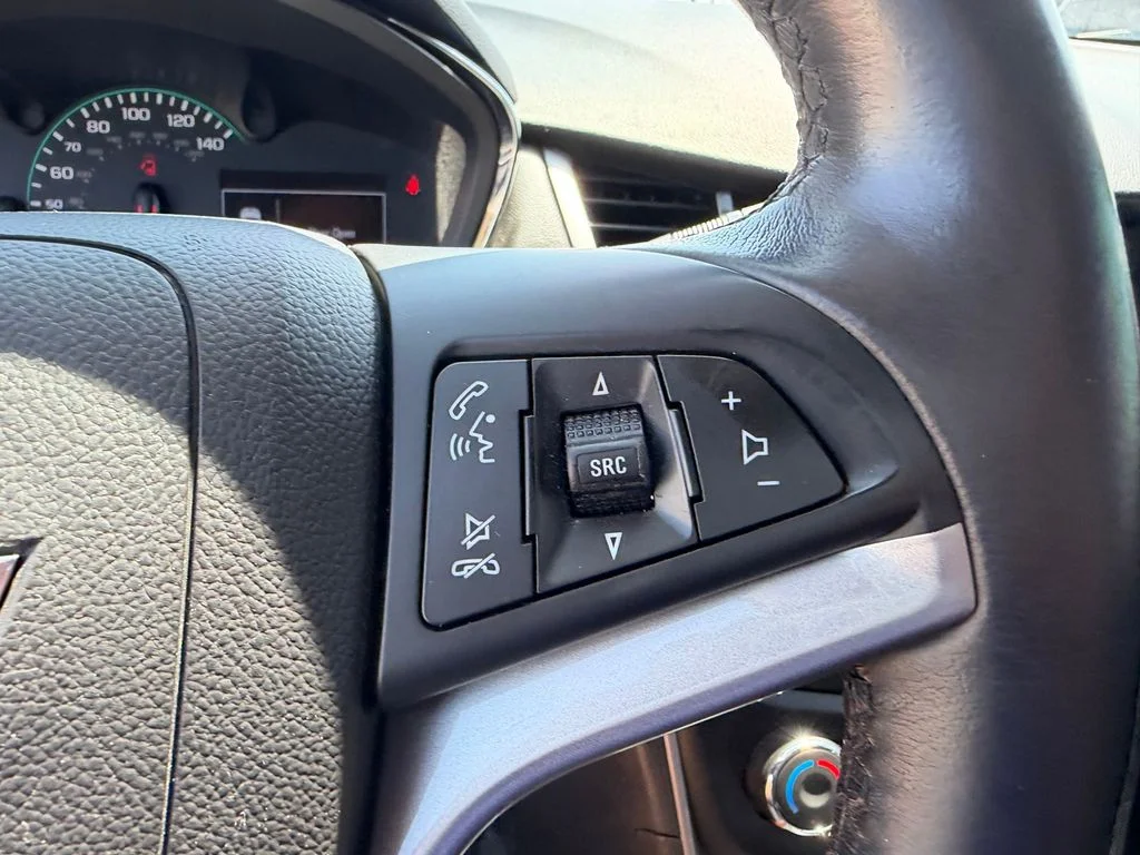 Used 2022 Silver Chevrolet LT image 16