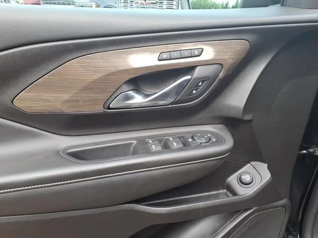 2024 GMC Terrain Denali - Photo 22