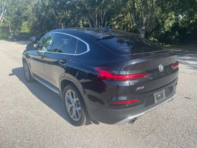 Used 2020 Black Sapphire Metallic BMW xDrive30i image 4