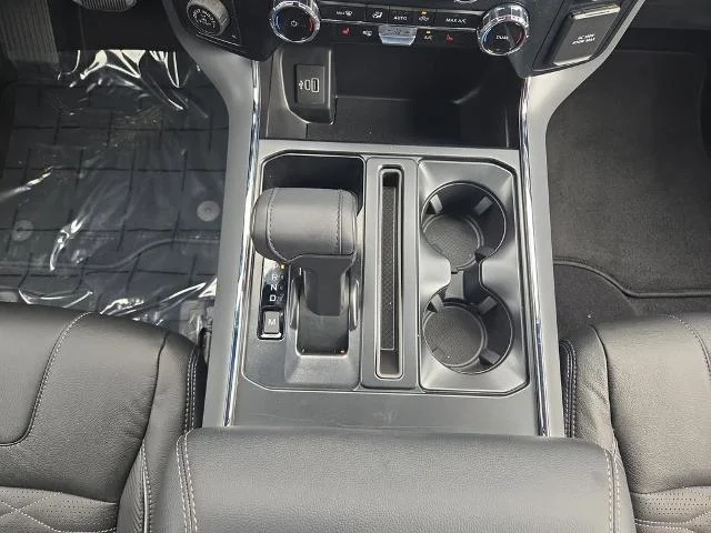 New 2026 Carbonized Gray Metallic Ford XLT image 19