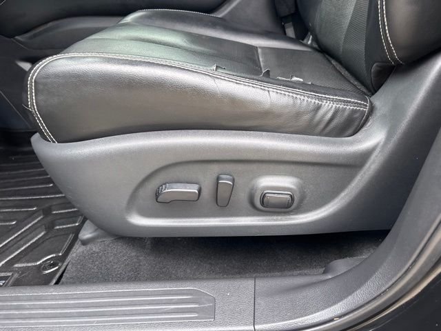 Certified Used 2017 Black Nissan SL image 14