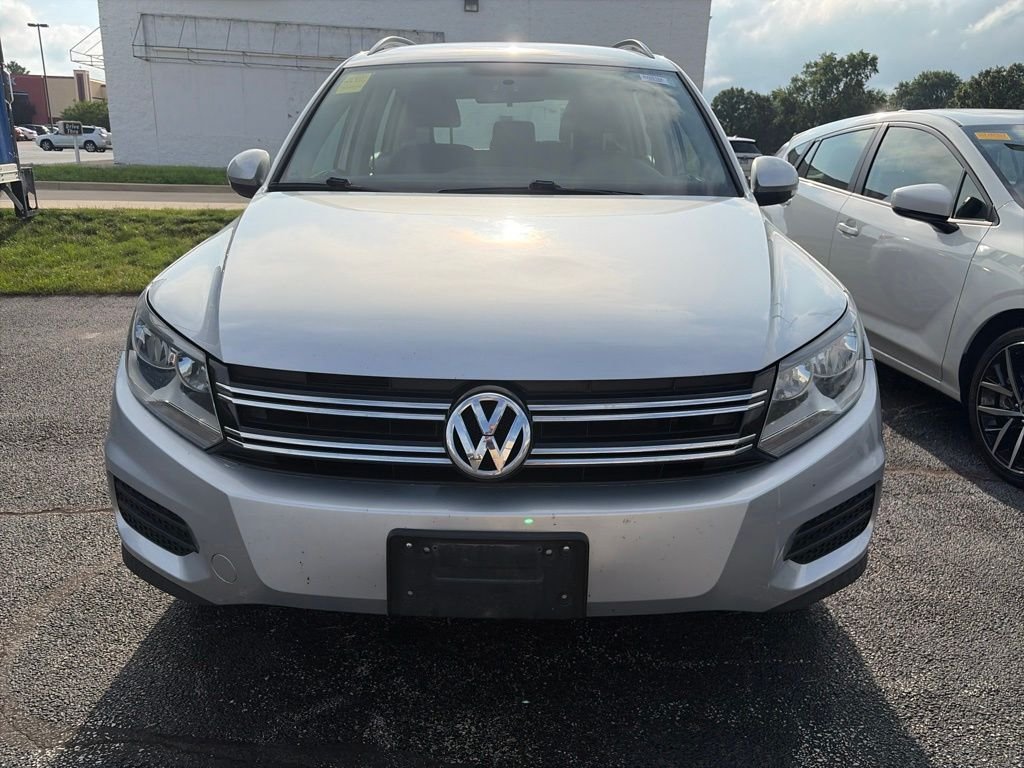 Used 2017 Reflex Silver Metallic Volkswagen 2.0T image 1