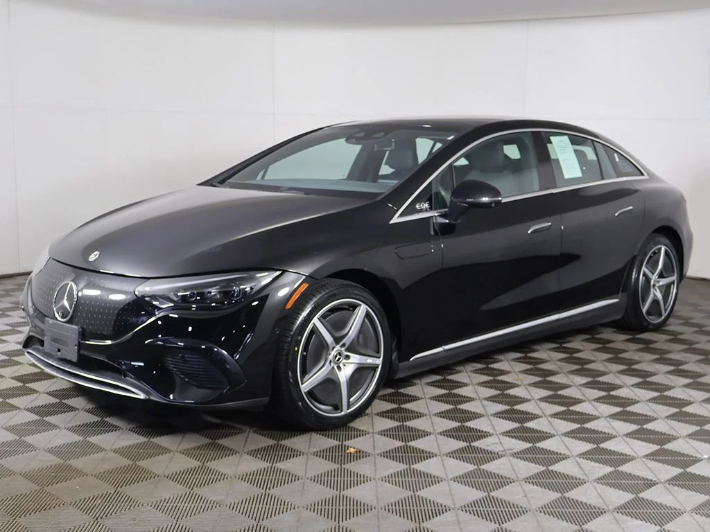 Used 2023 Black Mercedes-Benz 500 Sedan image 8