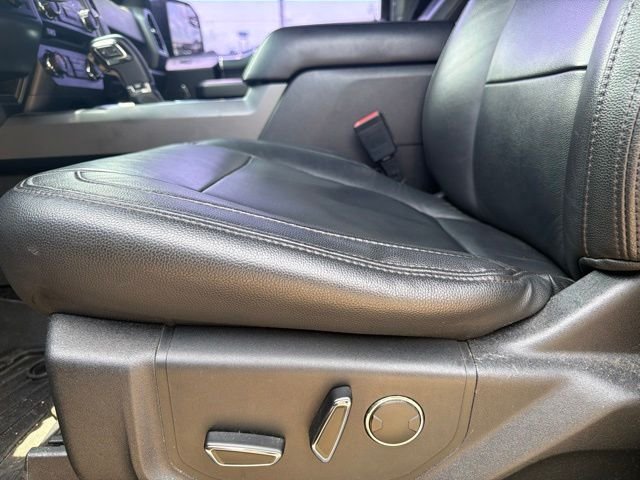 Used 2018 Black Ford XLT image 13
