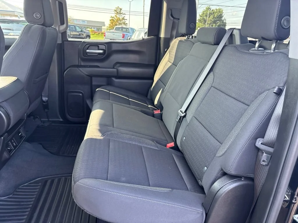 2024 Chevrolet Silverado 1500 Custom - Photo 25