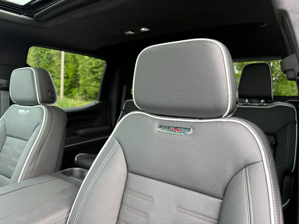 2026 GMC Sierra 1500 AT4X - Photo 19