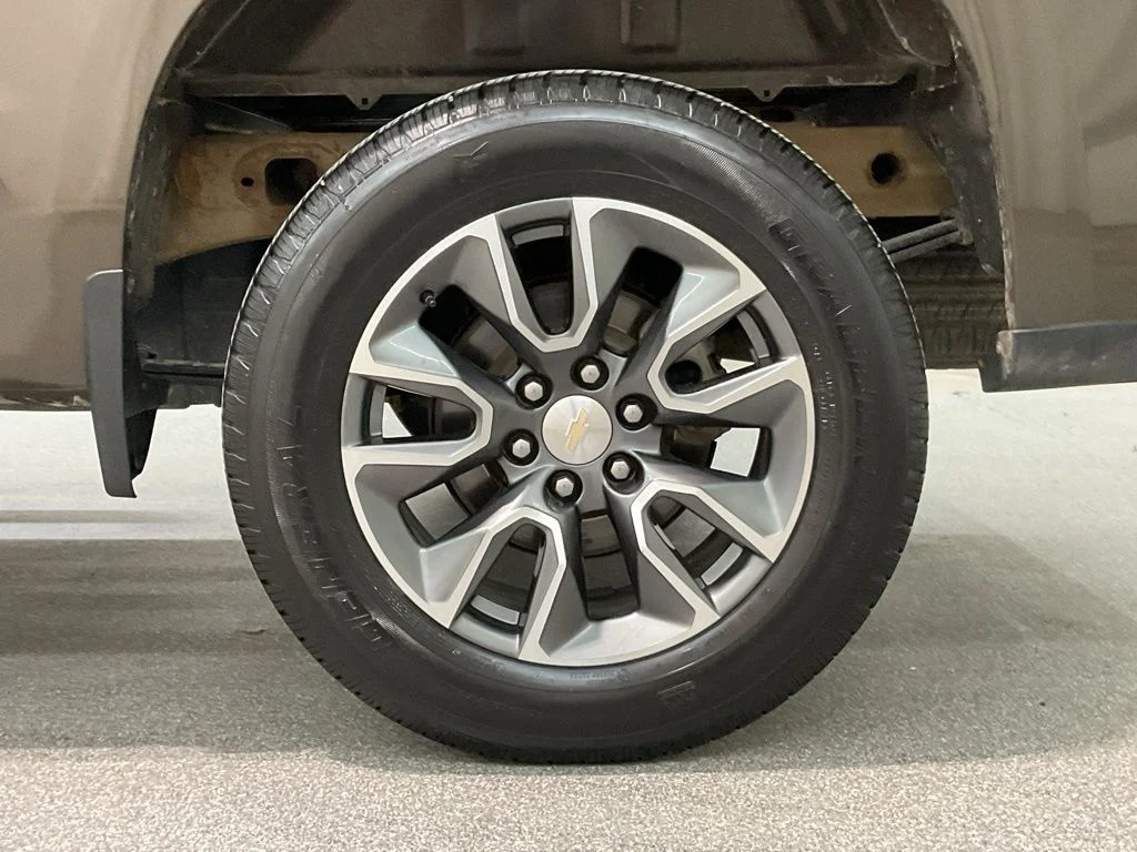 Used 2023 Bronze Metallic Chevrolet LT image 30