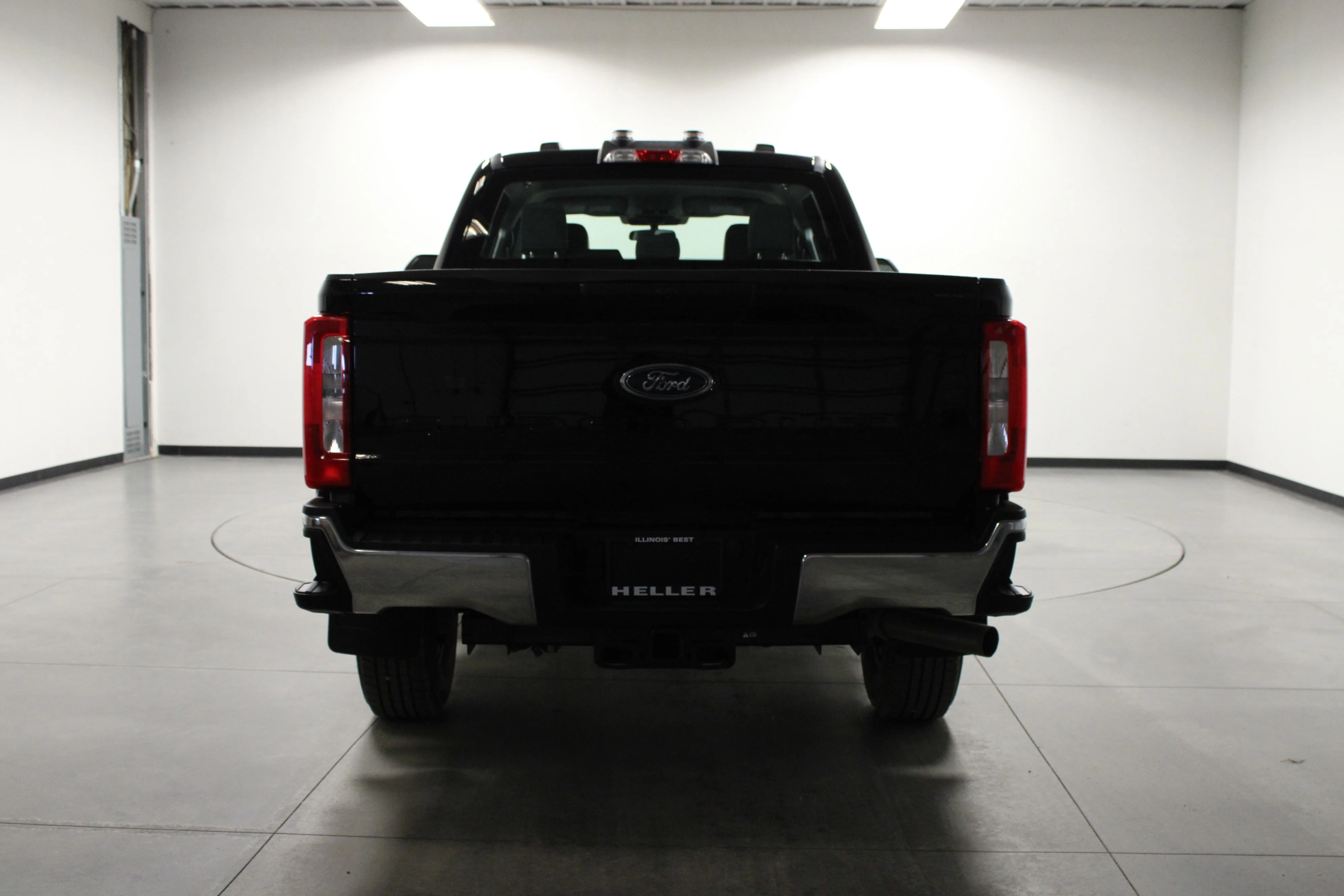 Used 2024 Black Metallic Ford XL image 4