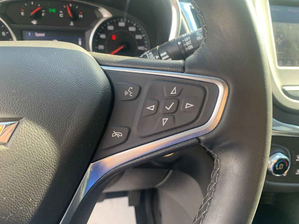 Used 2023 White Chevrolet LT image 29
