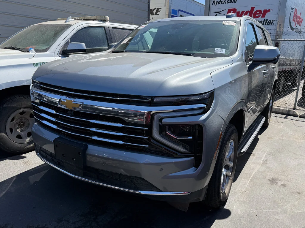 Used 2025 Sterling Gray Metallic Chevrolet LT image 22