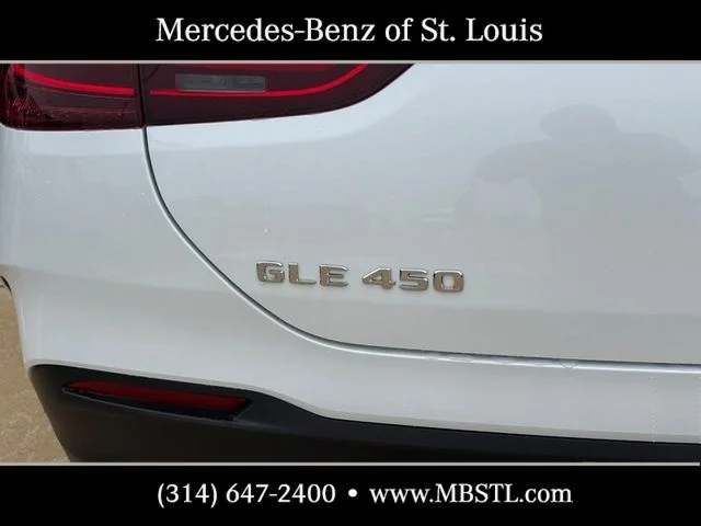 New 2026 MANUFAKTUR Moonlight White Metallic Mercedes-Benz GLE 450 image 4