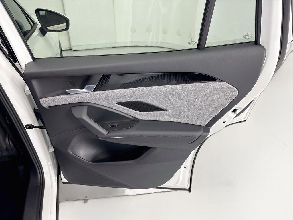 New 2026 Pure White Volkswagen 2.0T S image 25