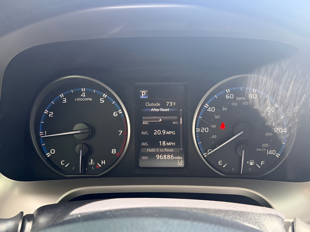 Used 2018 Gray Toyota LE image 27