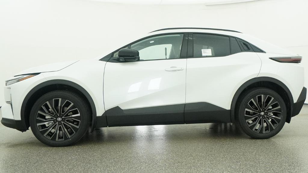 New 2026 Wind Chill Pearl Toyota XSE image 48