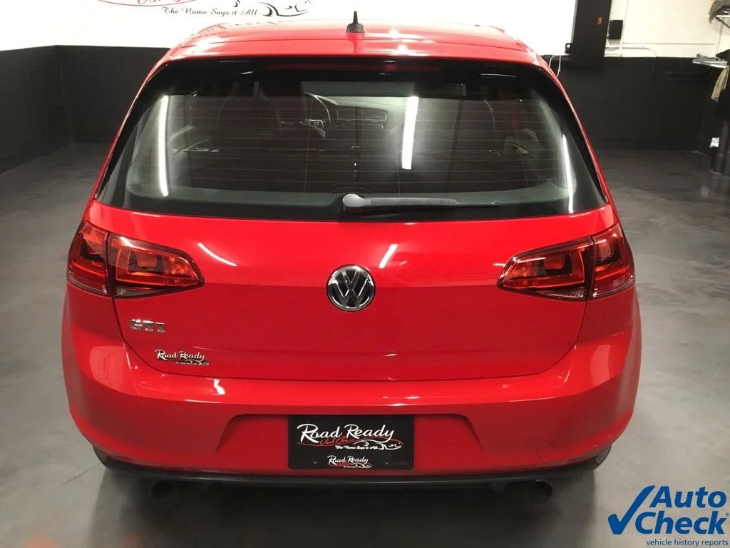 Used 2015 Red Volkswagen 2.0T SE image 9