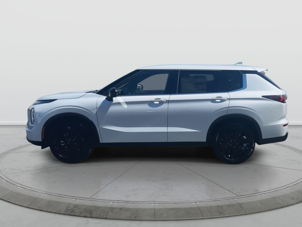 New 2026 WHT DIAMOND Mitsubishi LE image 4