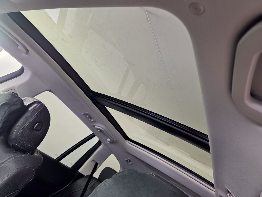 New 2026 Black Mercedes-Benz GLS 450 image 27