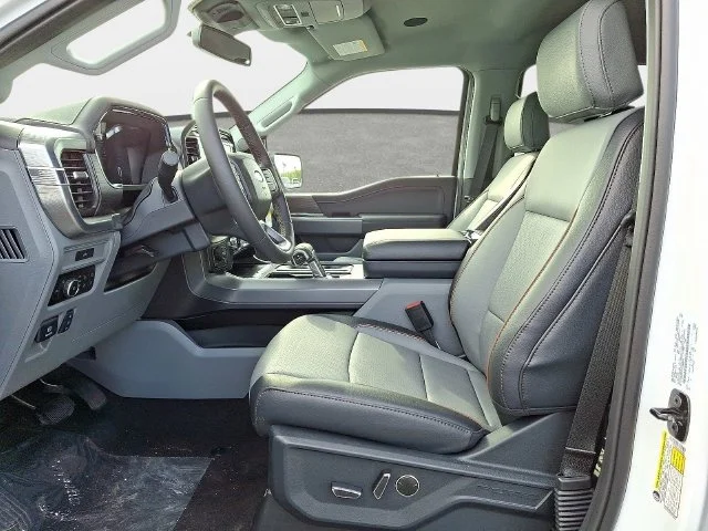 Used 2026 Oxford White Ford Lariat image 9