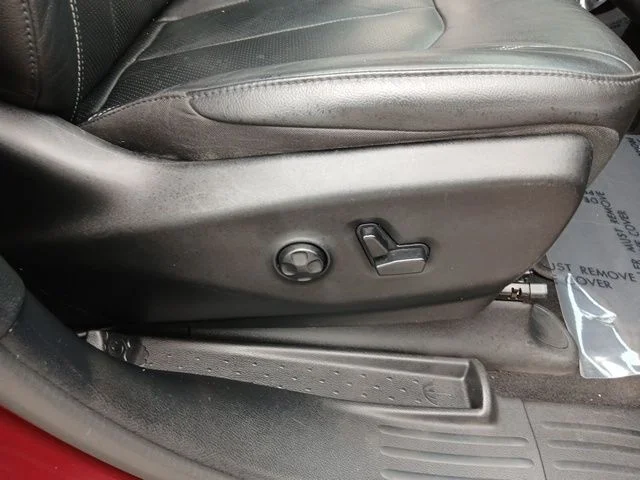 Used 2020 Red Chrysler Touring L Plus image 38