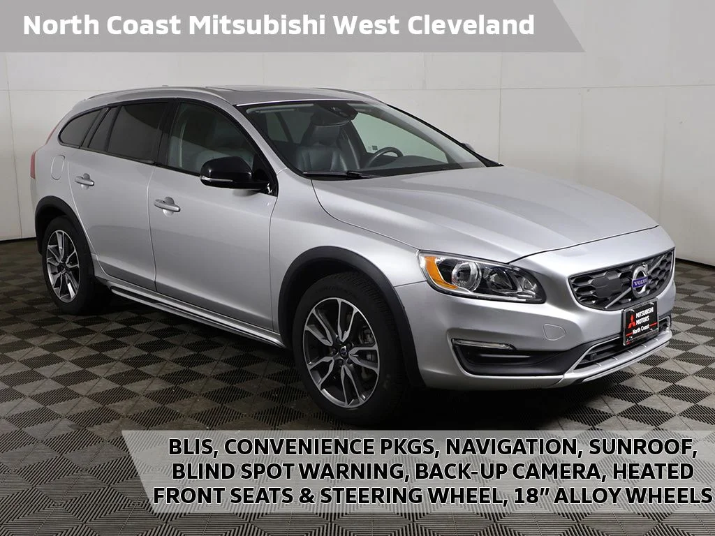 2018 Volvo V60 T5 AWD Cross Country's photo
