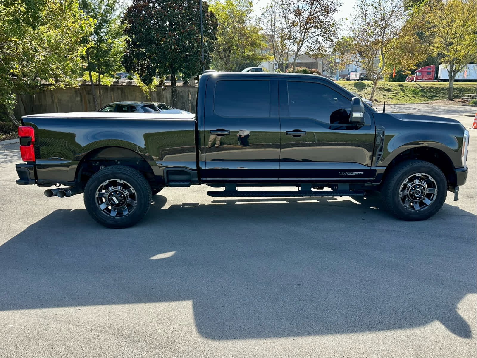 Used 2024 Agate Black Ford LARIAT image 4