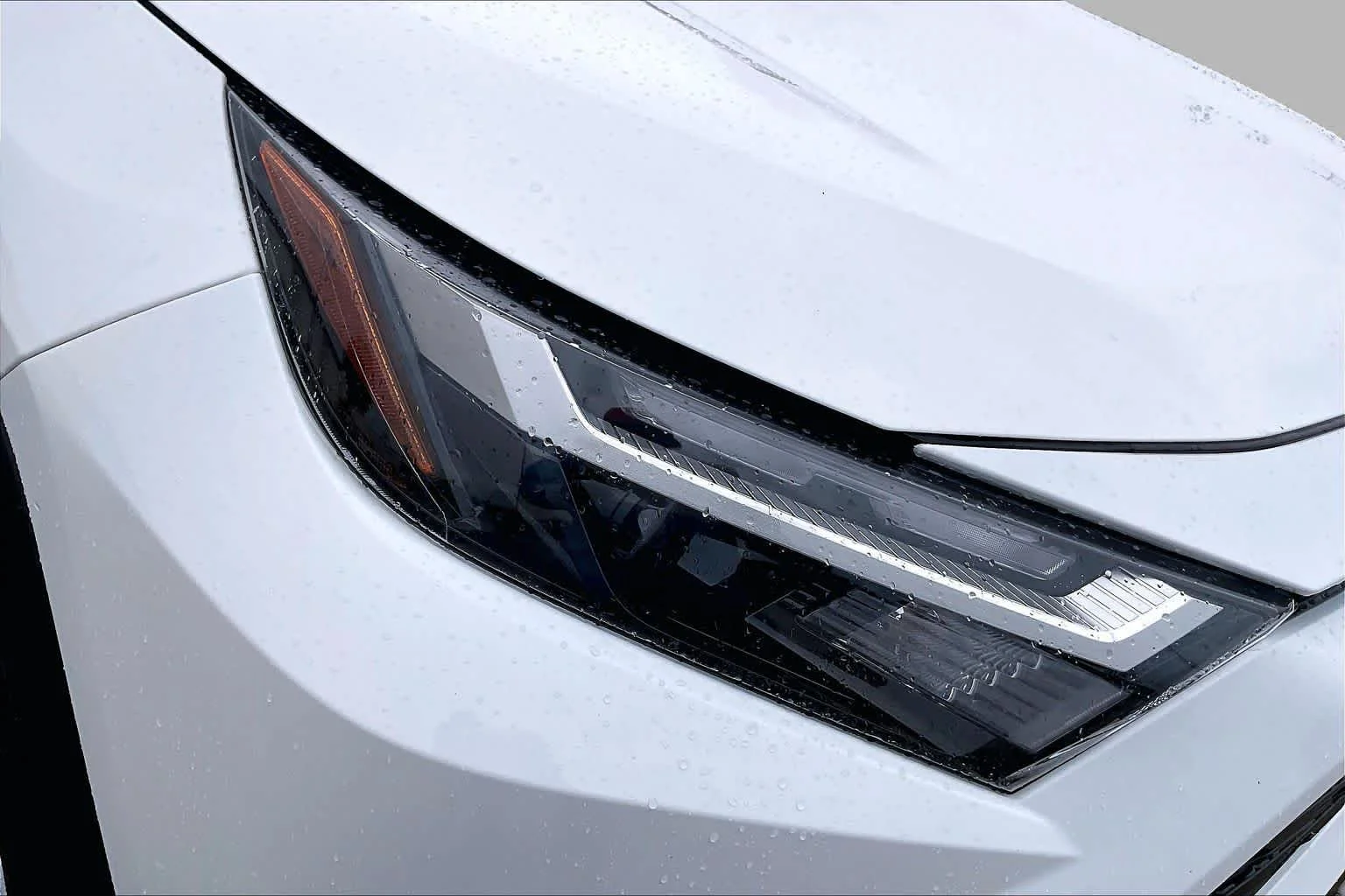 Used 2025 Ice Cap Toyota XLE image 20