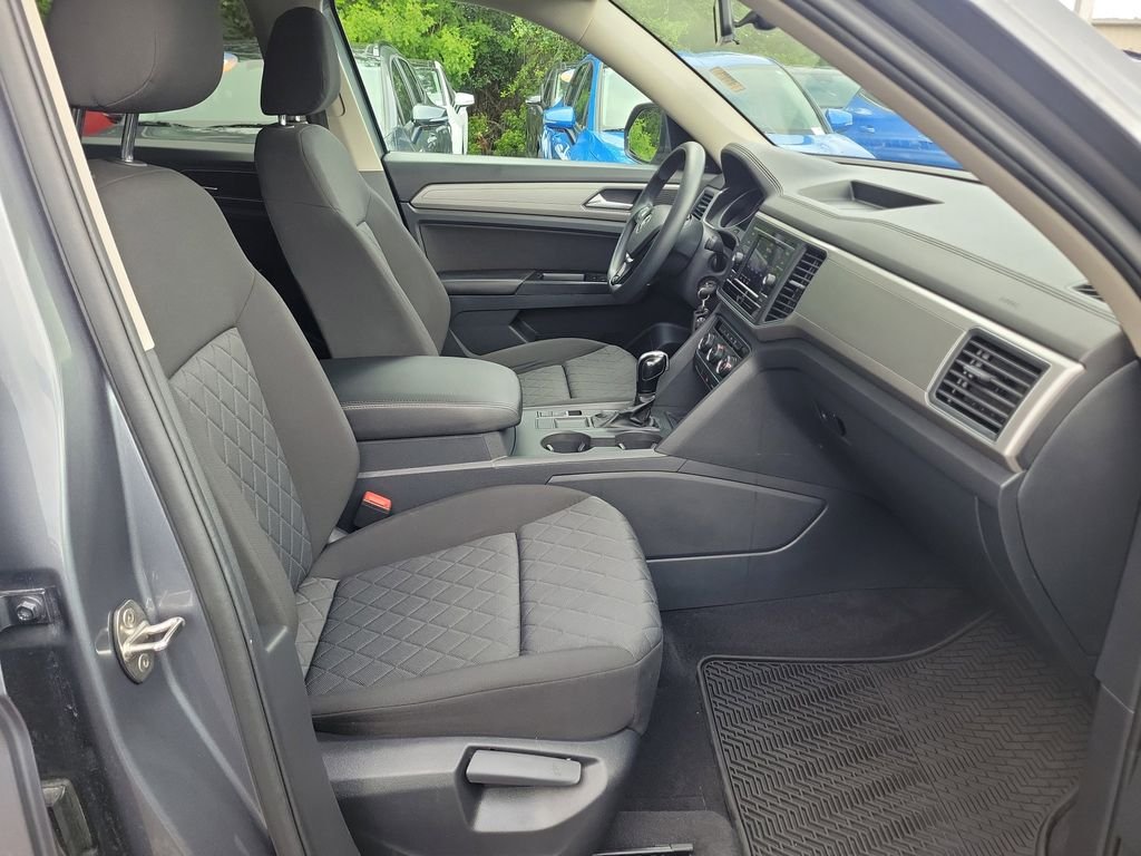 Used 2019 Gray Volkswagen 2.0T S image 7