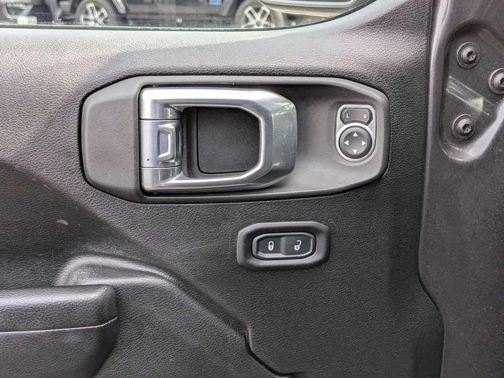 Used 2022 Gray Jeep Unlimited Sport S image 11