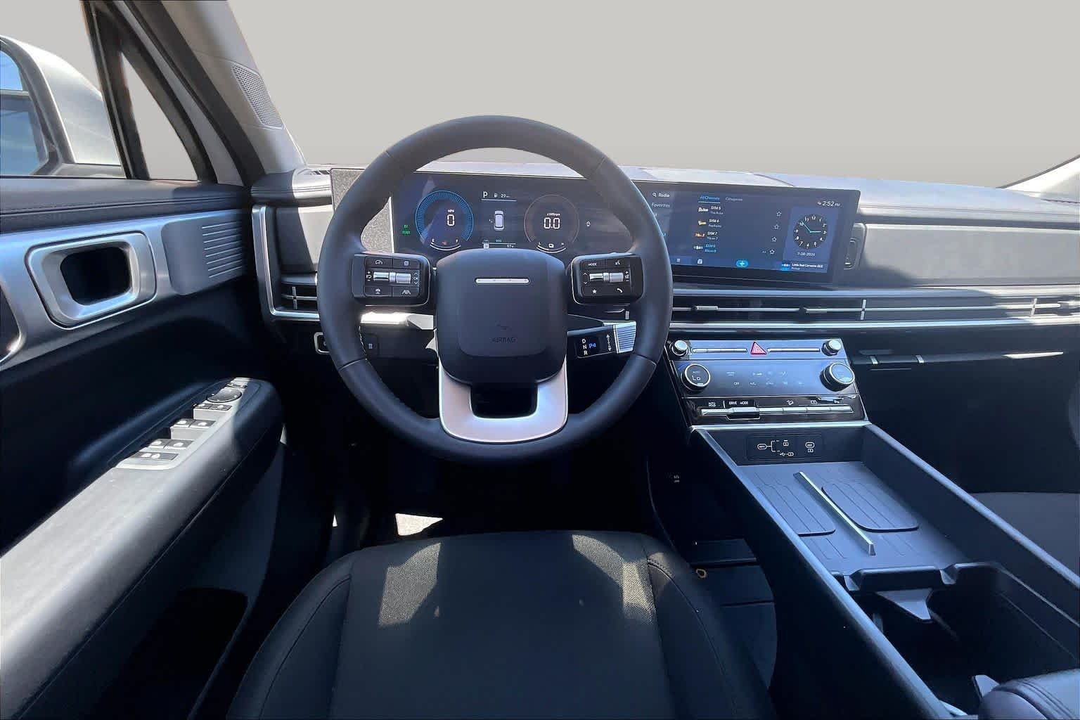 2026 Hyundai Santa Fe SE - Photo 6