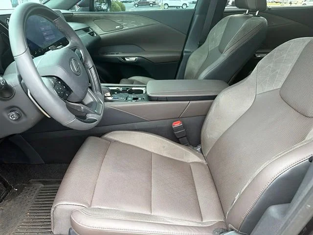 Certified Used 2026 Nightfall Mica Lexus 350h Luxury image 5