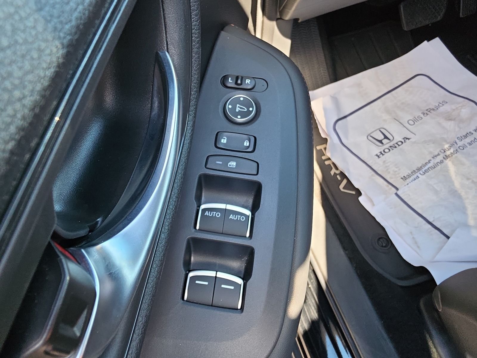 2025 Honda HR-V Sport - Photo 14