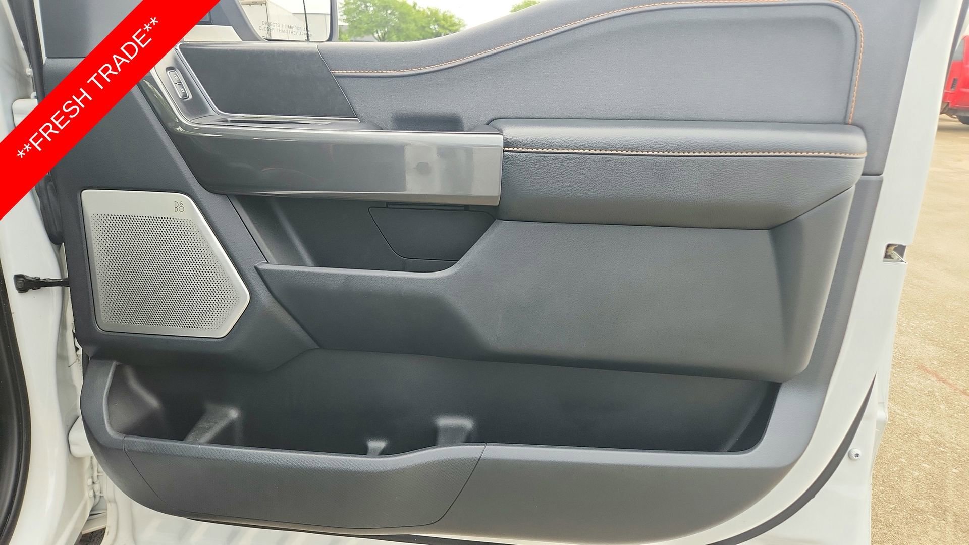 Used 2022 White Ford Tremor image 30