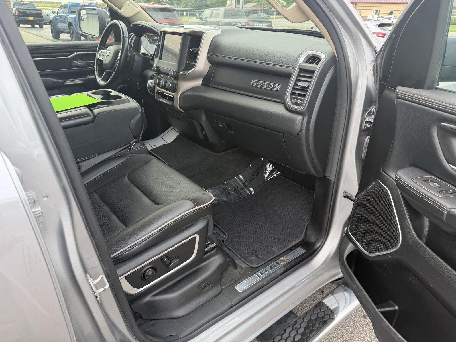 Used 2021 Billet Silver Metallic Clearcoat Ram Laramie image 21