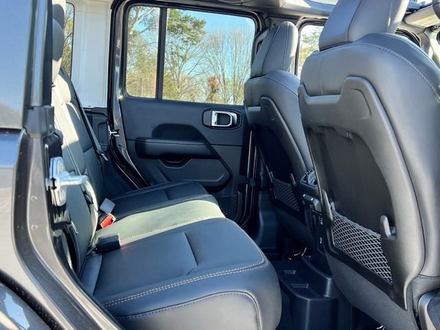 2025 Jeep Wrangler 4-Door Sahara - Photo 20