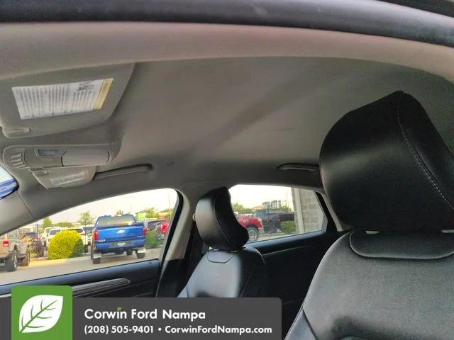 Used 2018 Magnetic Metallic Ford  image 22