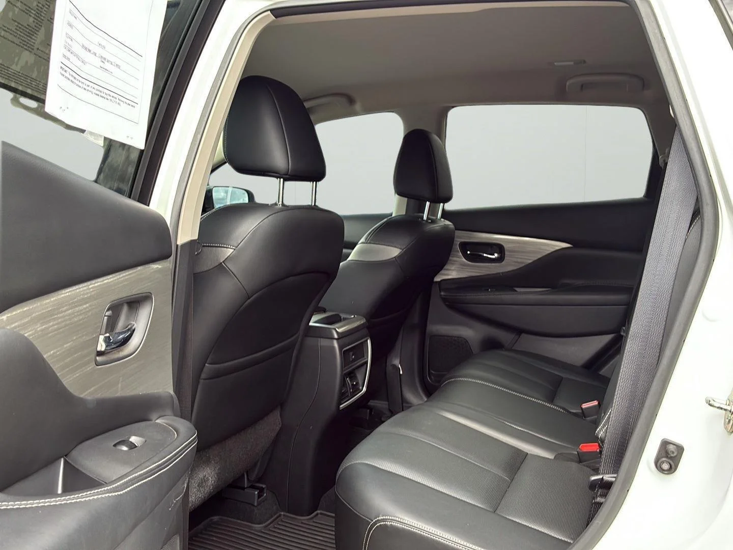 Used 2017 Pearl White Nissan SL image 27