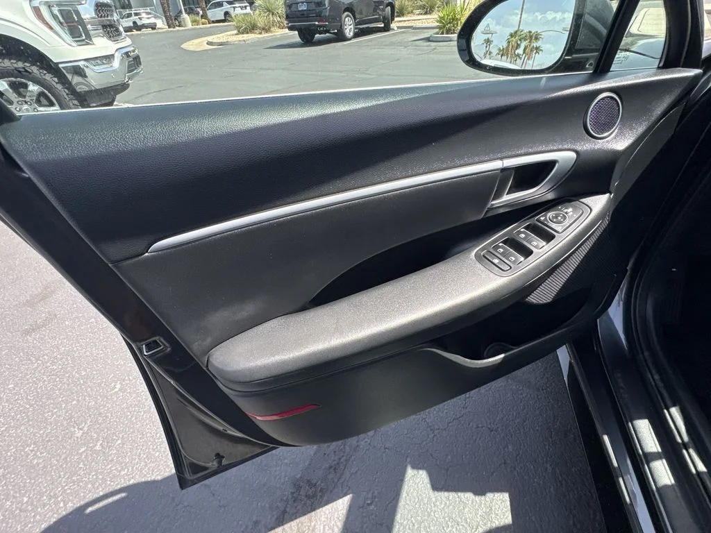 Used 2025 Gray Hyundai SEL image 21