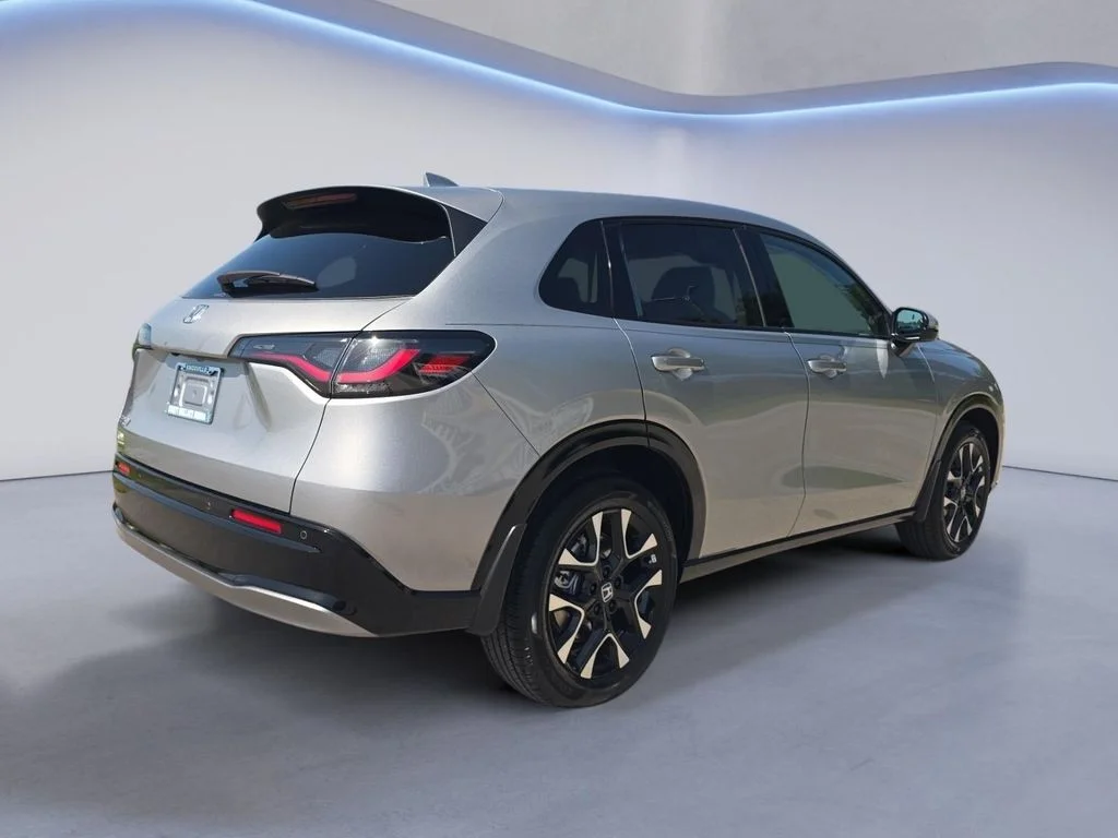New 2027 Solar Silver Metallic Honda EX-L image 6