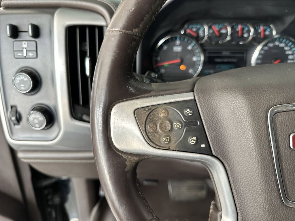 Used 2017 Black GMC SLT image 22