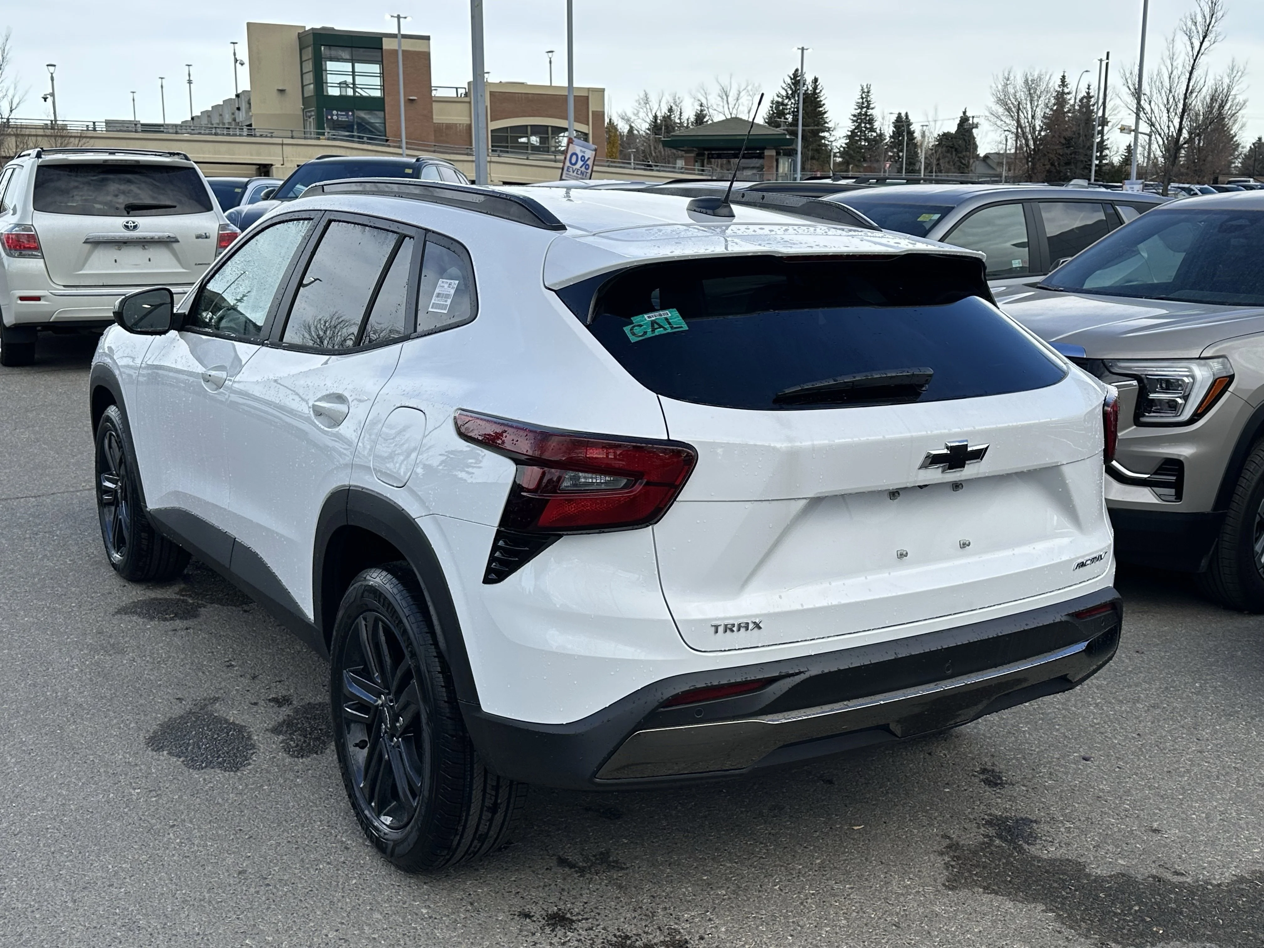 New 2026 Summit White Chevrolet ACTIV image 4