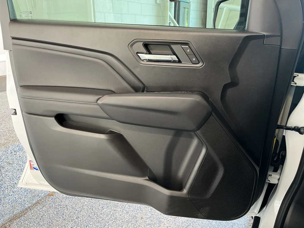 New 2026 Summit White Chevrolet LT image 24