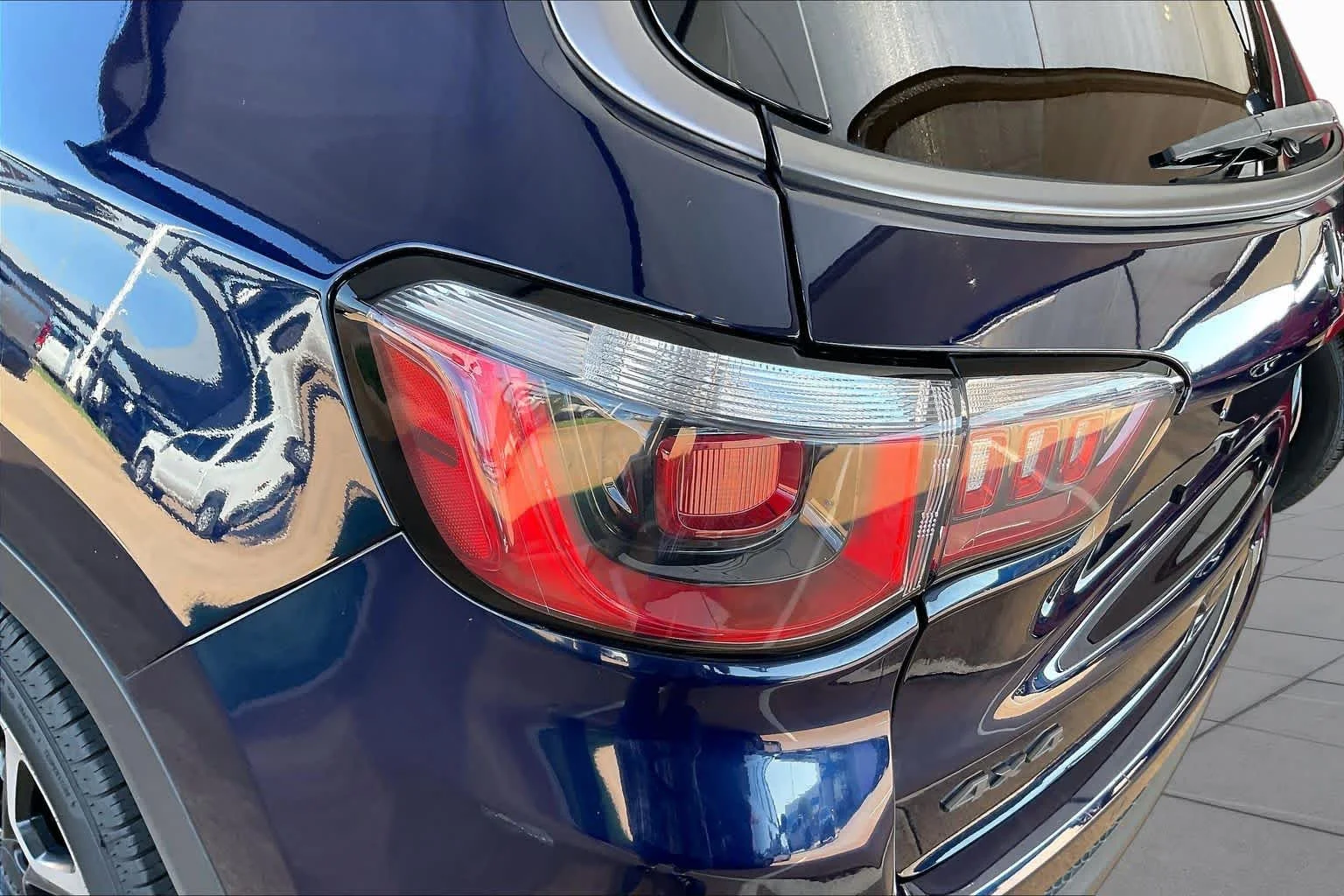 Used 2019 Jazz Blue Pearlcoat Jeep Trailhawk image 28