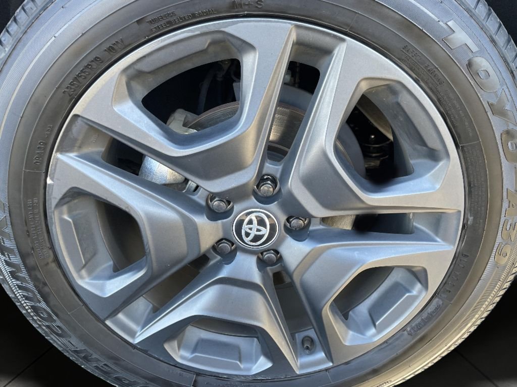 Used 2024 White Toyota Adventure image 28