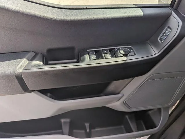 2026 Ford F-350 Super Duty XL - Photo 32