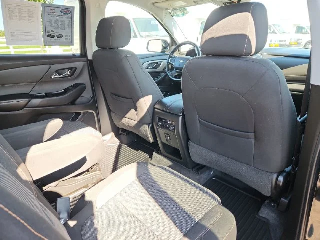 Used 2018 Black Chevrolet LT image 28