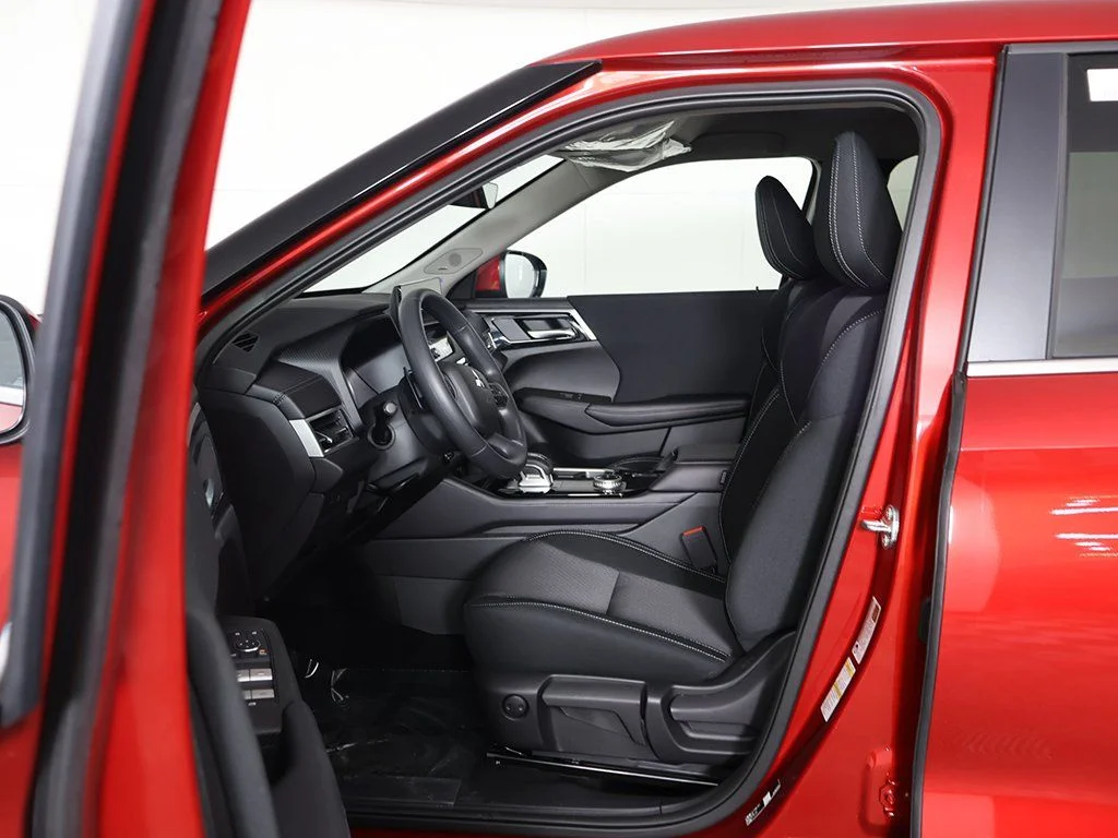 New 2026 Red Mitsubishi ES image 29